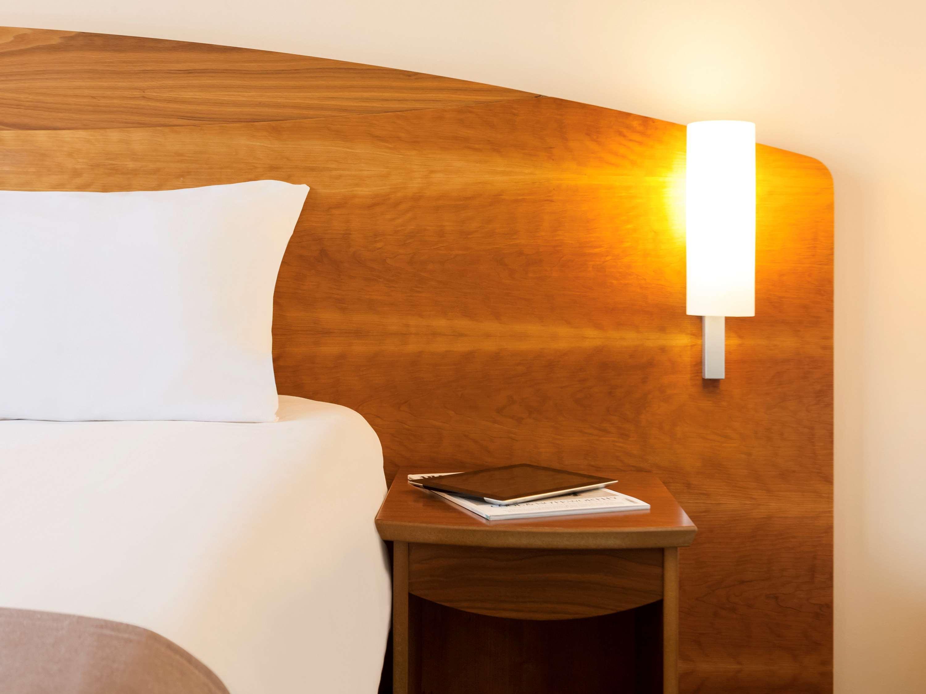 Ibis Hotel Northampton Centre Dış mekan fotoğraf